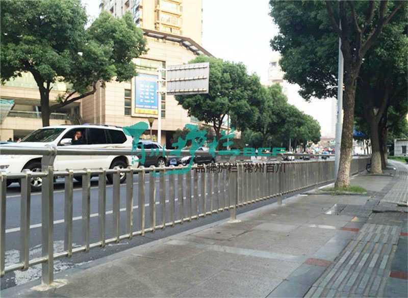img of 常州道路邊緣護(hù)欄工程