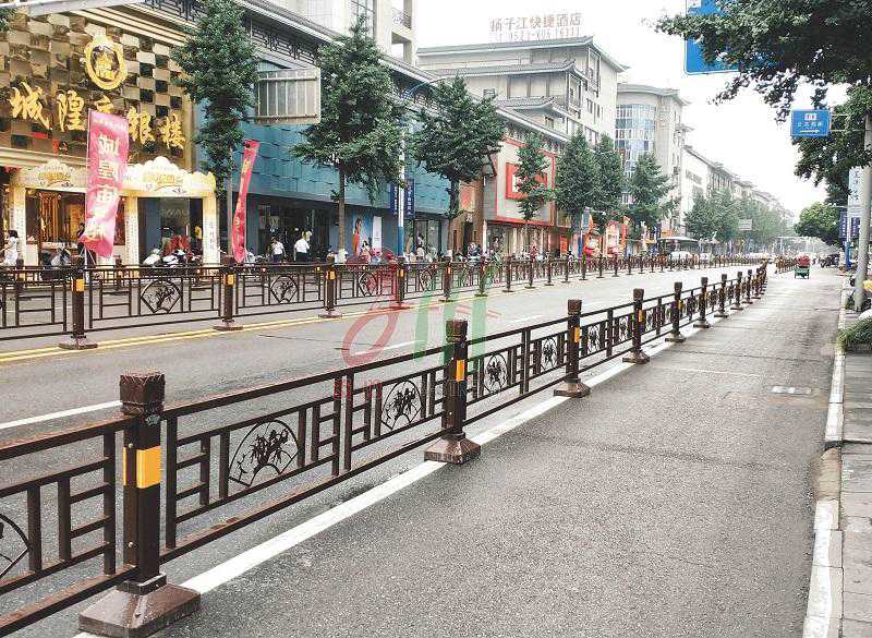 市政道路護(hù)欄的建設(shè)有哪些問題需要注意呢