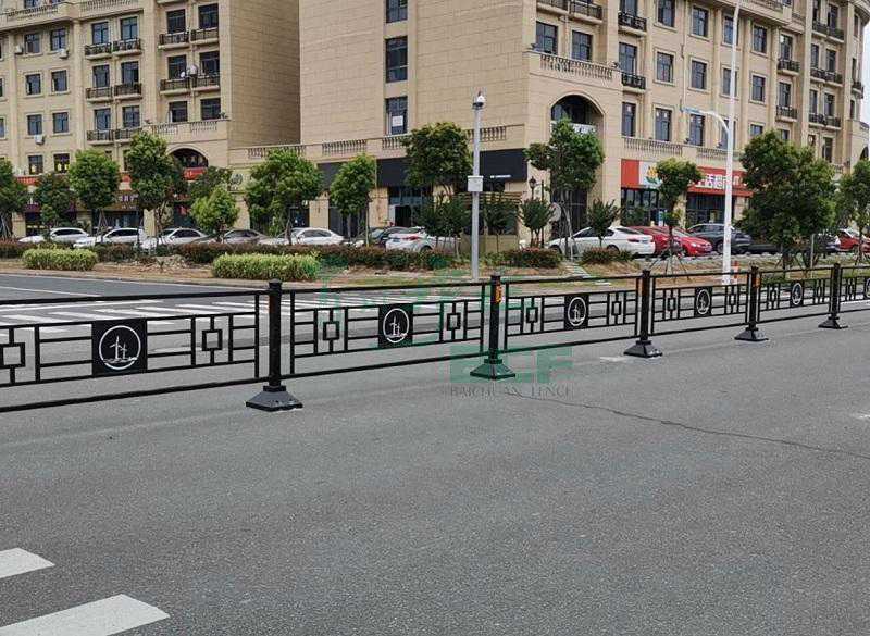 維護(hù)道路護(hù)欄的注意事項(xiàng)